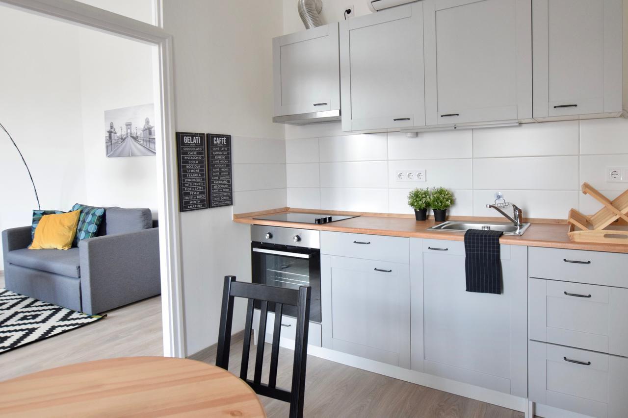 Standard Apartment By Hi5 - Bazilika Suite 布达佩斯 外观 照片
