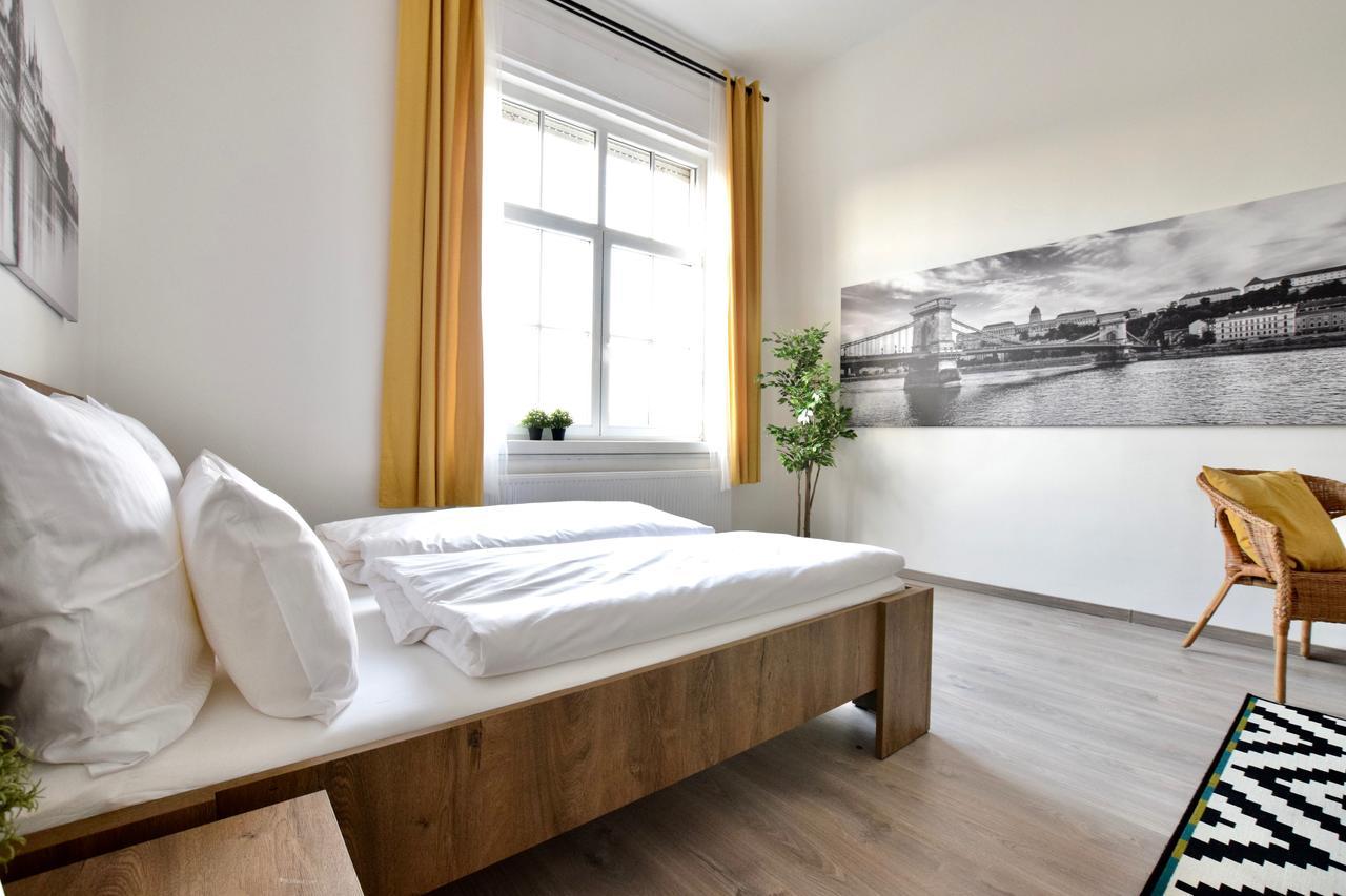 Standard Apartment By Hi5 - Bazilika Suite 布达佩斯 外观 照片