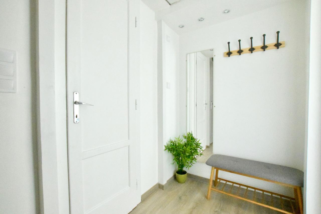 Standard Apartment By Hi5 - Bazilika Suite 布达佩斯 外观 照片