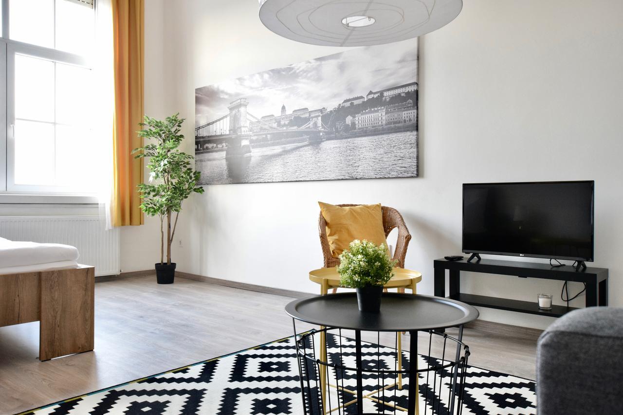 Standard Apartment By Hi5 - Bazilika Suite 布达佩斯 外观 照片