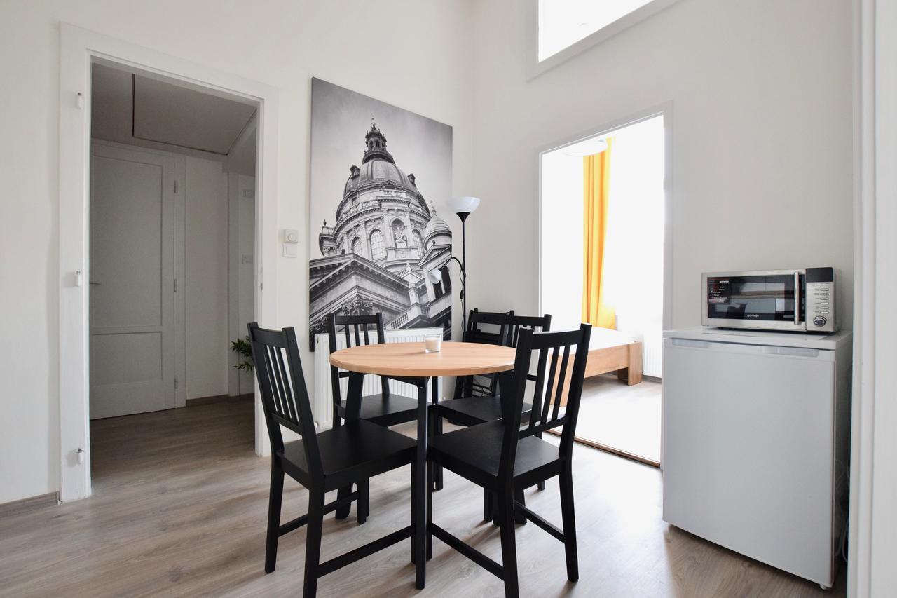 Standard Apartment By Hi5 - Bazilika Suite 布达佩斯 外观 照片
